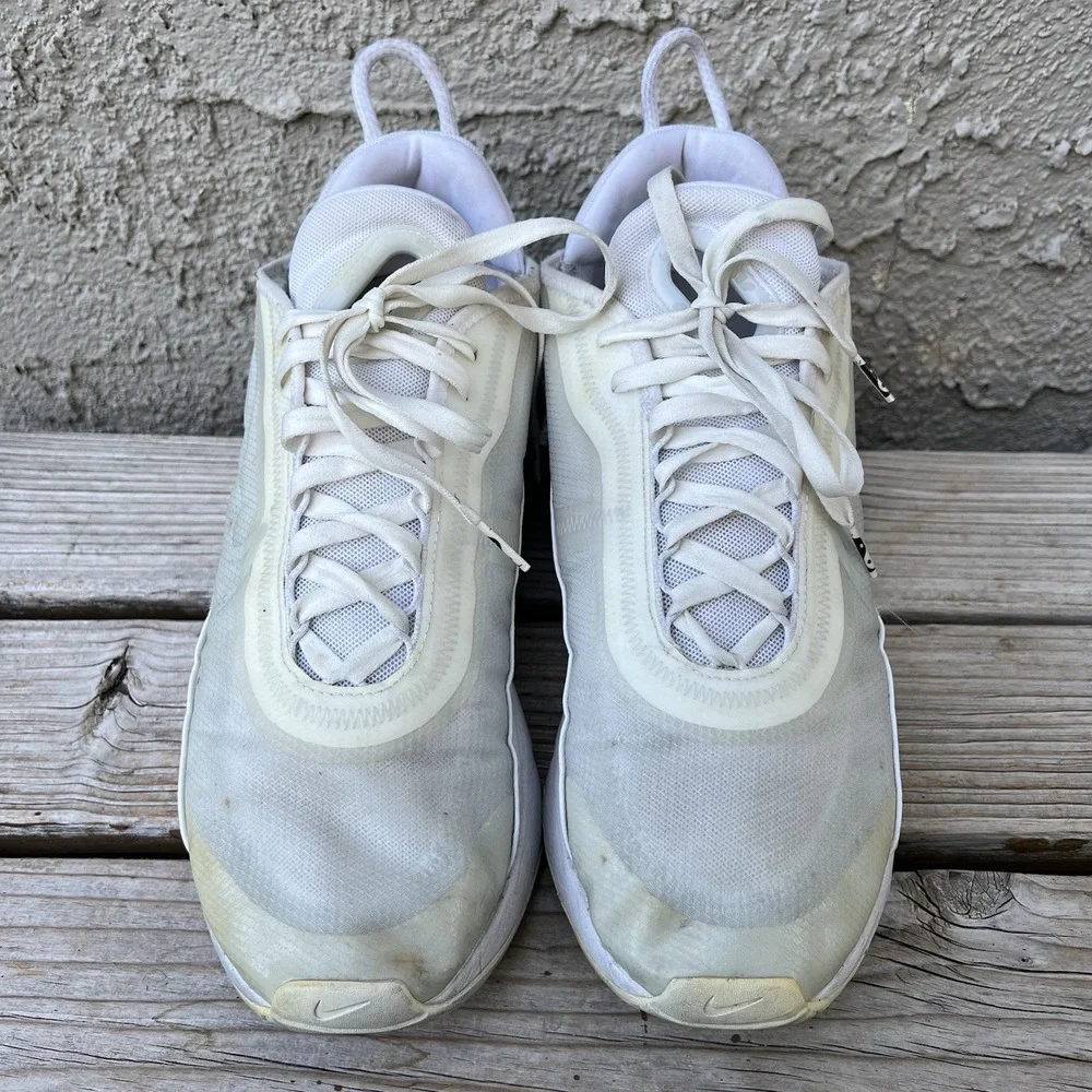 NIKE Shoes Men Size 12 AIR MAX 2090 MENS CASUAL ATHLETIC FASHION